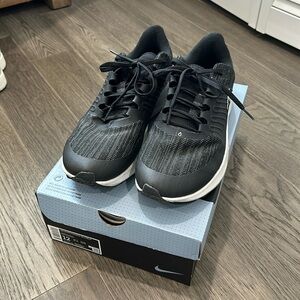 Nike Pegasus 38 Shield - Size 12